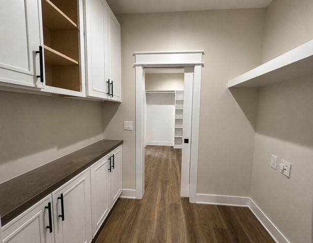 280 NW Copperleaf Court, Waukee, IA 50263