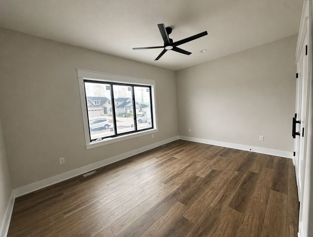 280 NW Copperleaf Court, Waukee, IA 50263