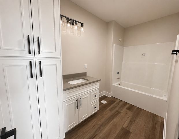 280 NW Copperleaf Court, Waukee, IA 50263