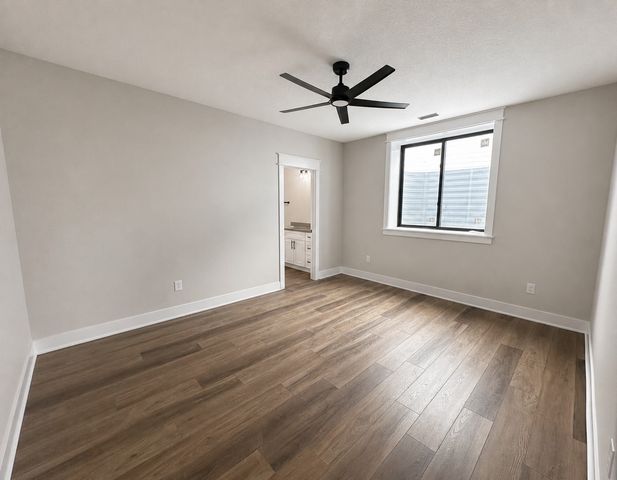 280 NW Copperleaf Court, Waukee, IA 50263