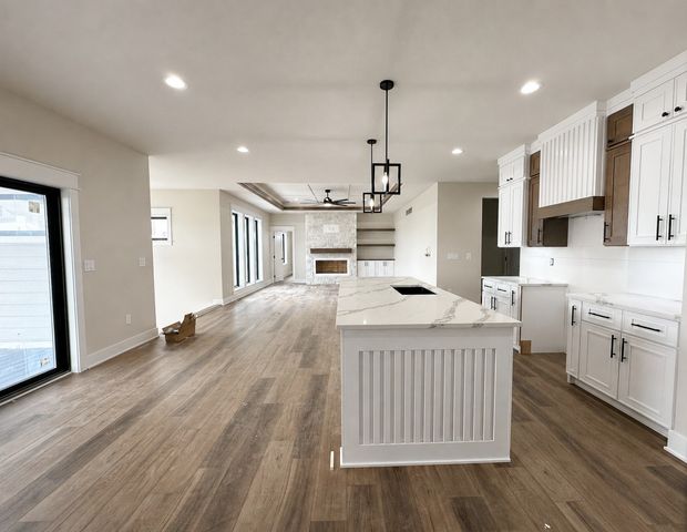 280 NW Copperleaf Court, Waukee, IA 50263