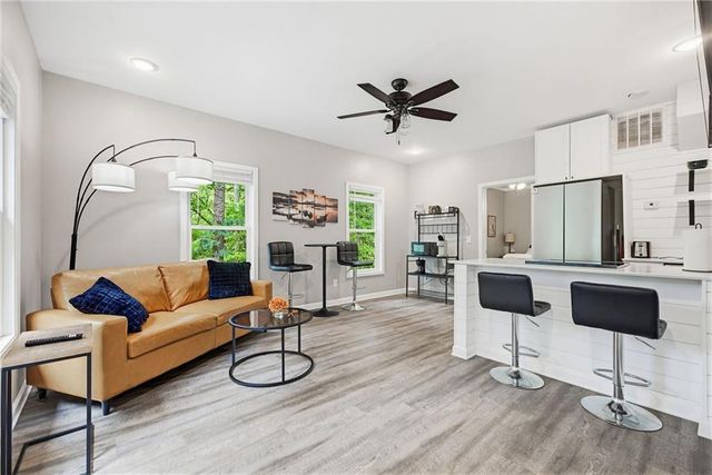 3560 Ridge Drive, Gainesville, GA 30501