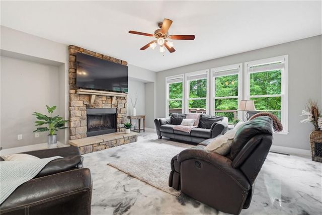 3560 Ridge Drive, Gainesville, GA 30501