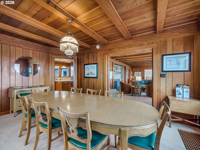 1021 S PROM, Seaside, OR 97138
