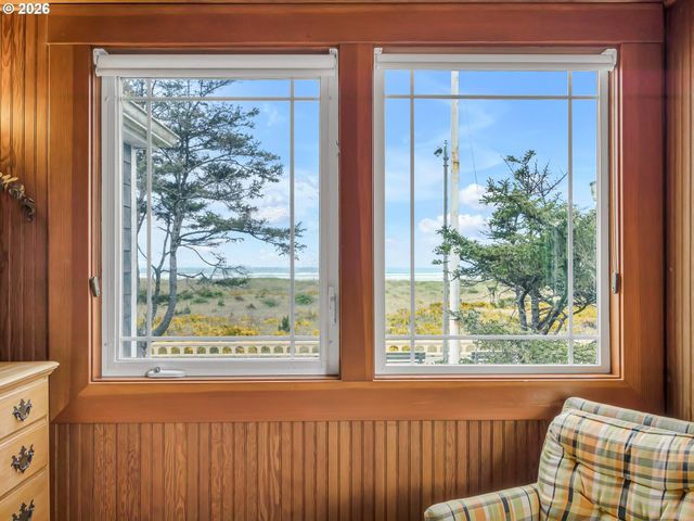 1021 S PROM, Seaside, OR 97138