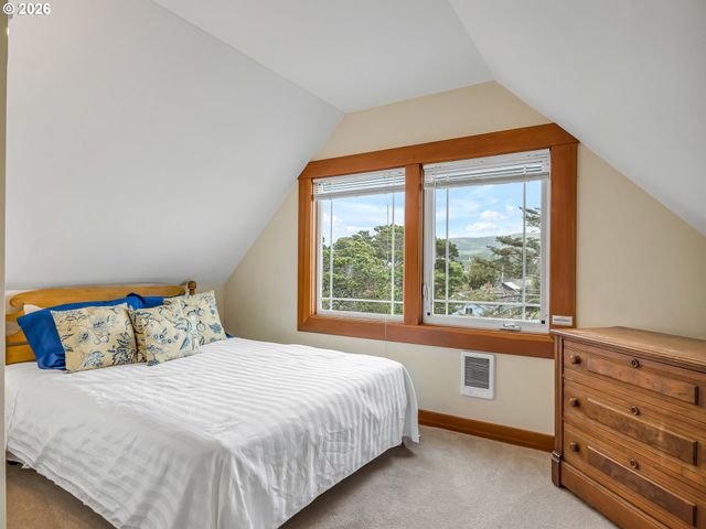 1021 S PROM, Seaside, OR 97138