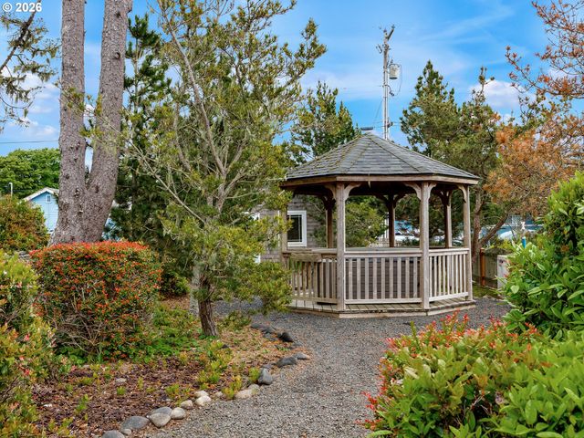 1021 S PROM, Seaside, OR 97138