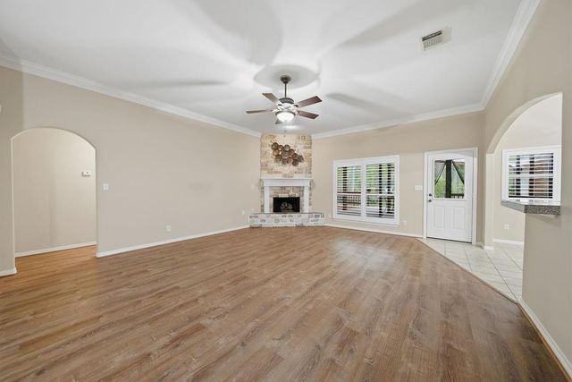 5803 Lotus Lane, Magnolia, TX 77354