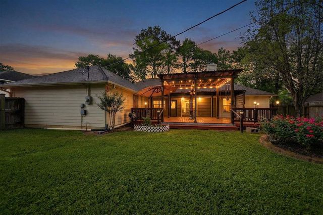 5803 Lotus Lane, Magnolia, TX 77354