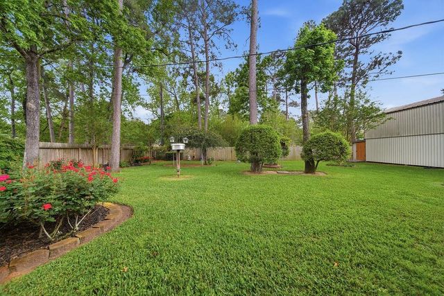 5803 Lotus Lane, Magnolia, TX 77354