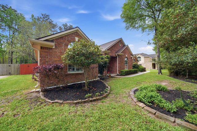 5803 Lotus Lane, Magnolia, TX 77354