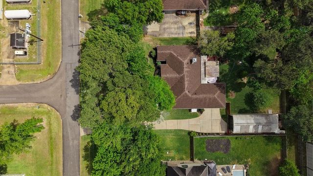 5803 Lotus Lane, Magnolia, TX 77354