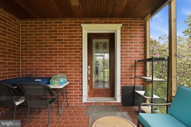 246 MAIN ST E, Elkton, MD 21921