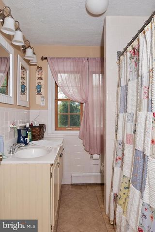 246 MAIN ST E, Elkton, MD 21921