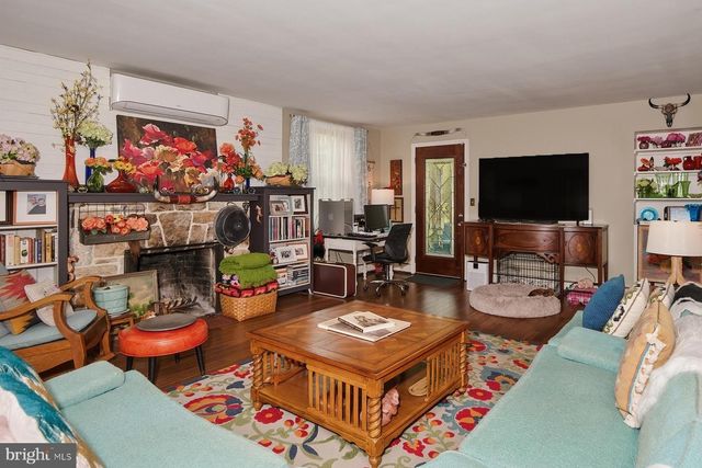 246 MAIN ST E, Elkton, MD 21921