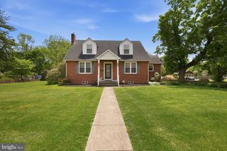 246 MAIN ST E, Elkton, MD 21921
