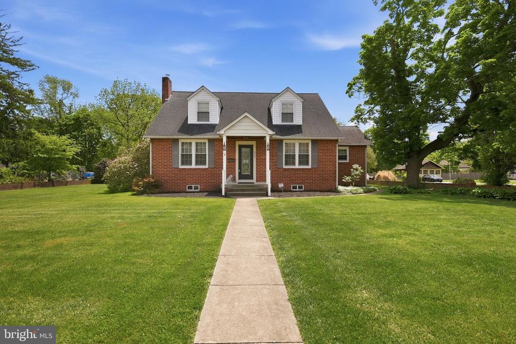 246 MAIN ST E, Elkton, MD 21921