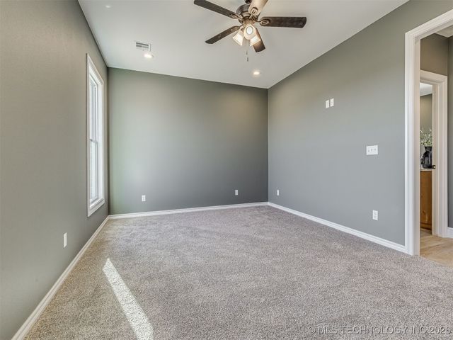 304 Barley Hill Road, Bartlesville, OK 74006