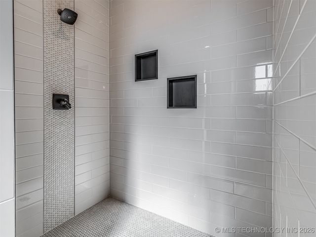 304 Barley Hill Road, Bartlesville, OK 74006