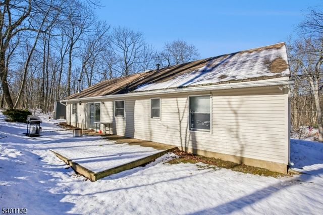 26 Acorn Dr, Vernon Twp., NJ 07422