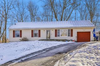 26 Acorn Dr, Vernon Twp., NJ 07422