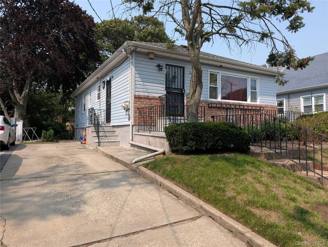 2944 Bayswater Avenue, Far Rockaway, NY 11691