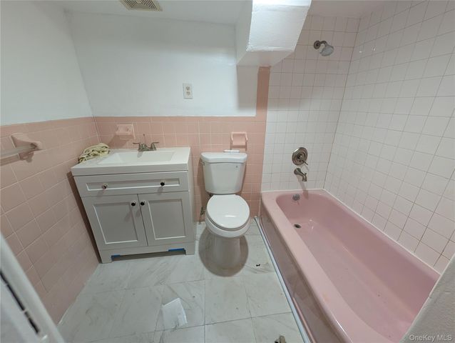 2944 Bayswater Avenue, Far Rockaway, NY 11691