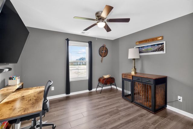 207 Dean Drive, Harrodsburg, KY 40330