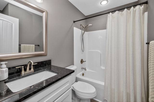 207 Dean Drive, Harrodsburg, KY 40330