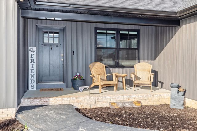 207 Dean Drive, Harrodsburg, KY 40330