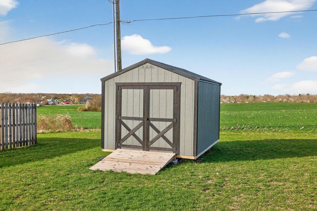 207 Dean Drive, Harrodsburg, KY 40330