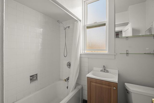 320324 Athol Avenue, Oakland, CA 94606