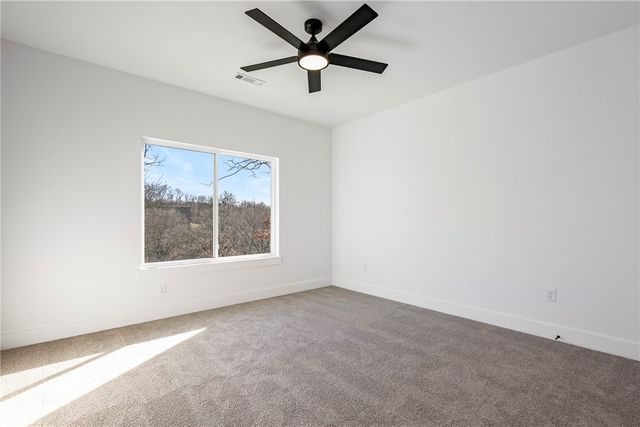 13 Ulverston Drive, Bella Vista, AR 72714