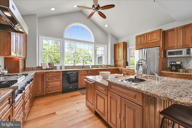 1133 CLUB HOUSE RD, Gladwyne, PA 19035