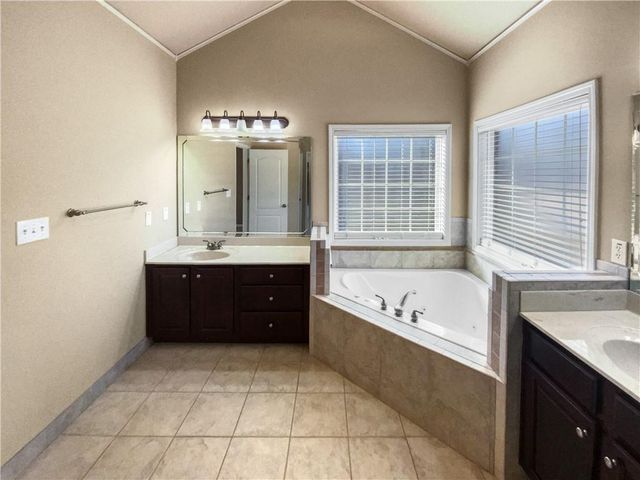 779 Alberta Drive, Mcdonough, GA 30252