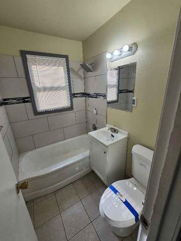 5213 Locust Terrace, Kansas City, KS 66106