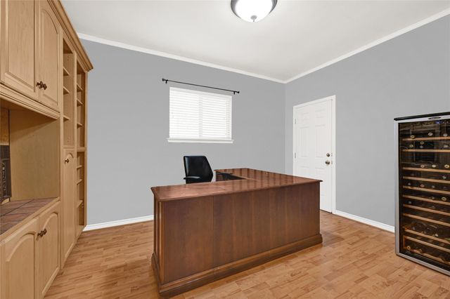 12902 Chalfield Circle, Houston, TX 77044