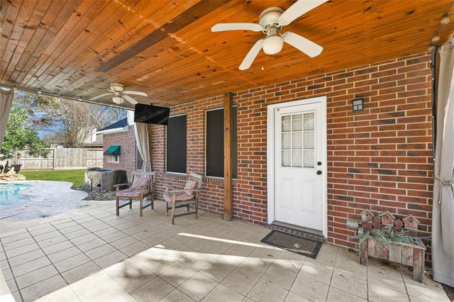 12902 Chalfield Circle, Houston, TX 77044