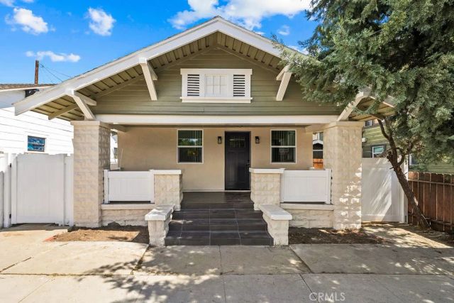 420 Olive, Long Beach, CA 90802