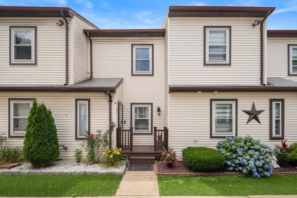 580 Bennington Street, Boston, MA 02128