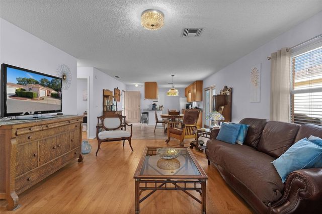 965 AVALON AVENUE, The Villages, FL 32159