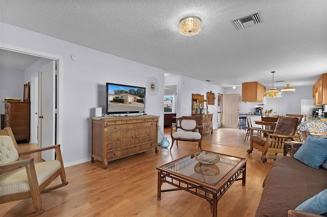 965 AVALON AVENUE, The Villages, FL 32159