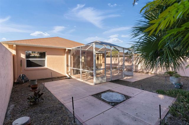 965 AVALON AVENUE, The Villages, FL 32159
