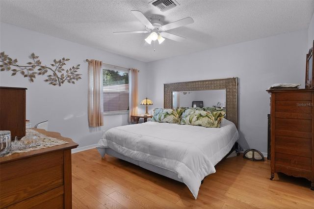 965 AVALON AVENUE, The Villages, FL 32159