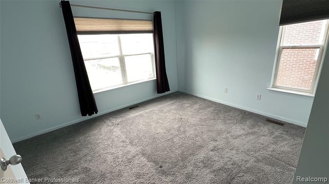 283 E Palmer Street, Detroit, MI 48202
