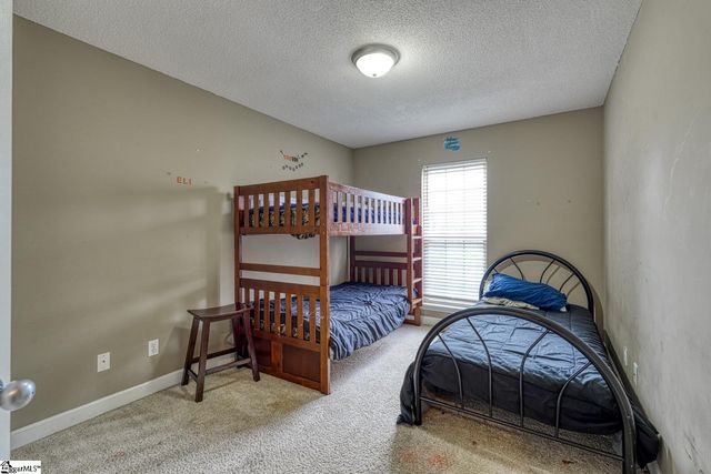 393 Split Oak Lane, Inman, SC 29349