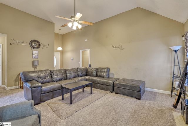 393 Split Oak Lane, Inman, SC 29349