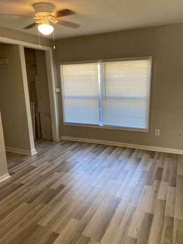 1925 Norwood Street, North Charleston, SC 29405