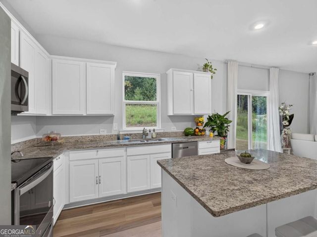 2949 Salinger Way, Gainesville, GA 30507