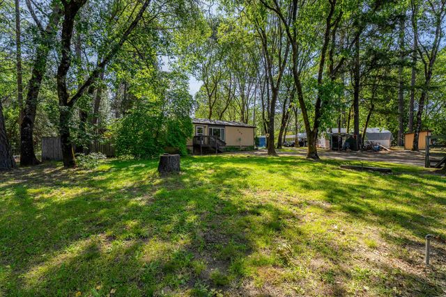 749 Plumtree Lane, Grants Pass, OR 97526